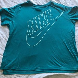 Nike workout tee